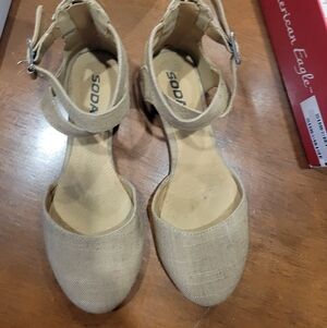 Fabric Flats Size 5.5